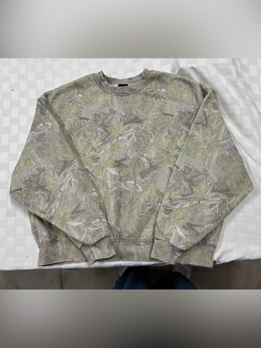 PacSun Green and Gray Camouflage Crewneck Sweatshirt